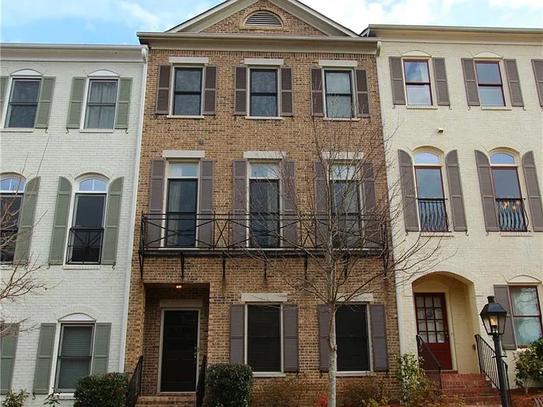 160 Ridge Way — Photo 1