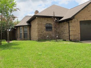 5416 Timber Green Dr, Arlington, TX 76016