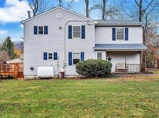 39 Yorktown Rd, Carmel, NY 10512