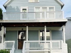 1914 W Wright St, Milwaukee, WI
