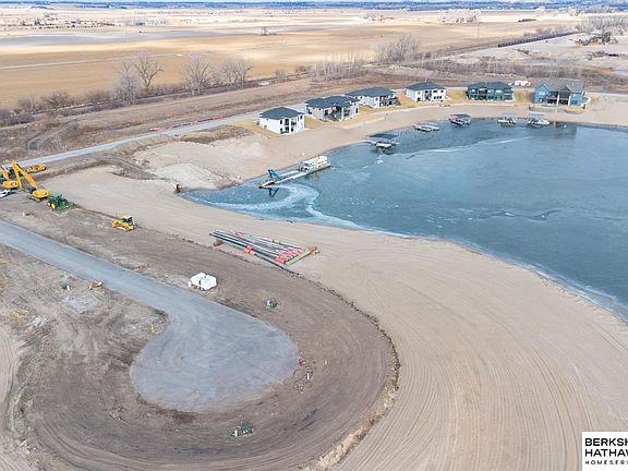 5th image of 338 Marina Way