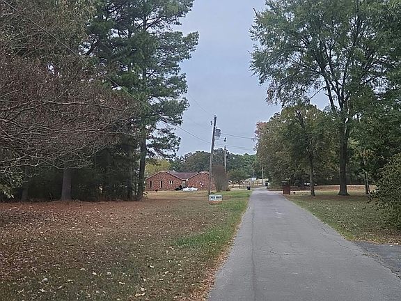 4th image of 139 Huber Dr