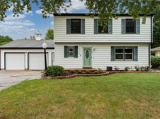113 SE Claremont St, Lees Summit, MO 64063