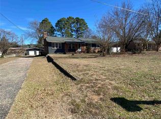 3424 McChoen Dr, Fayetteville, NC 28311