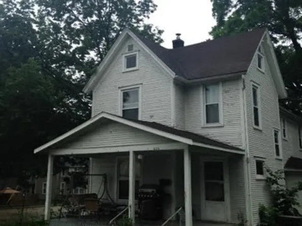 623 Crawford Ave, Dixon, IL 61021