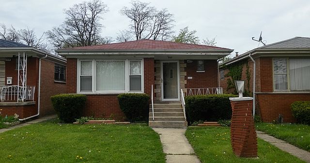 1st image of 15914 Woodbridge Ave
