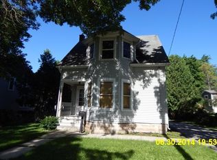 607 Adams St, Fort Atkinson, WI 53538