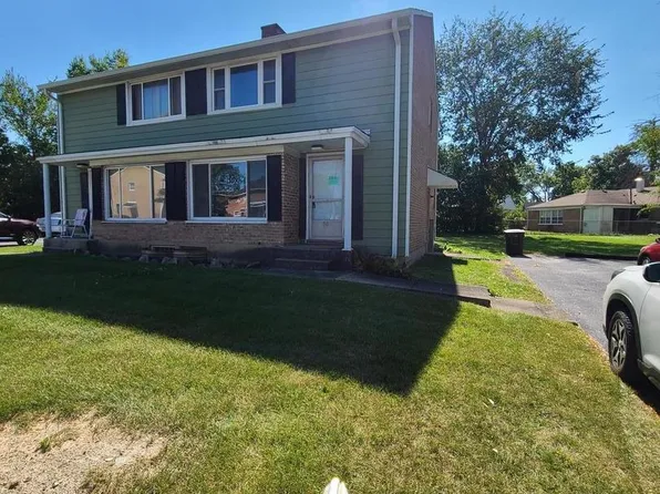 35 McGarity Rd #77-2, Park Forest, IL 60466