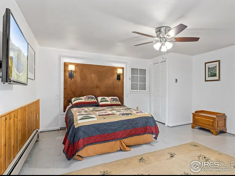 245 Cyteworth Rd — Photo 4