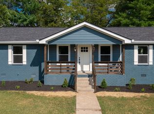 1229 Langwood Dr, Gallatin, TN 37066
