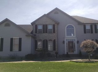 7070 Saint Ursula Dr, Canfield, OH