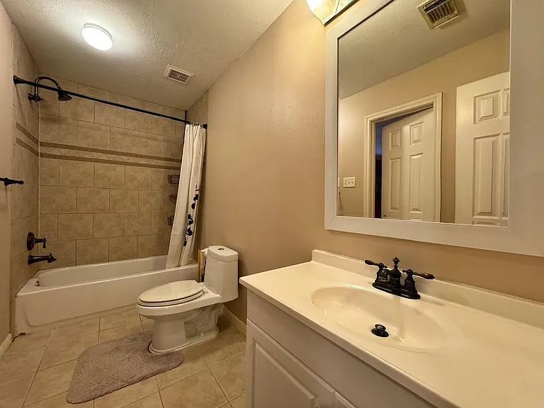 9303 Bent Spur Ln — Photo 18