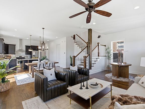 2nd image of 608 S 14th St