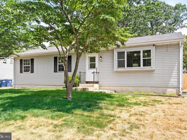 42 Violet St, Browns Mills, NJ 08015