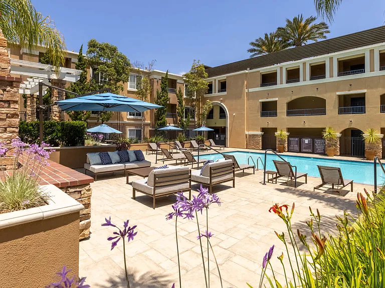 Resort-style Swimming Pool