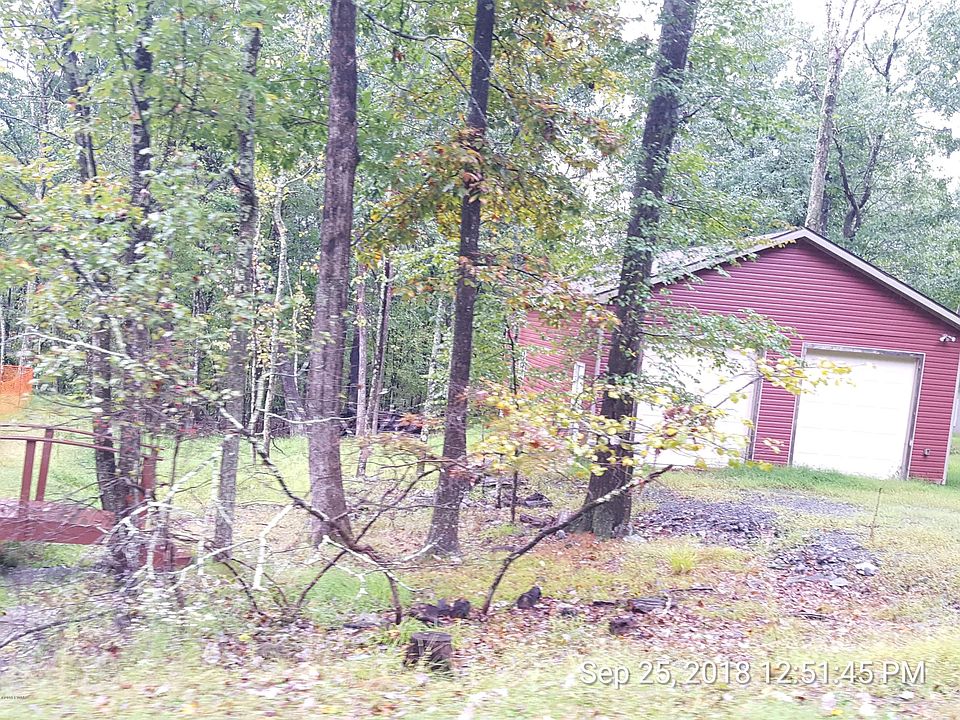 2nd image of 122 Cottonwood Dr