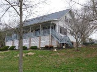724 Rio Vista Cir, Friendsville, TN 37737