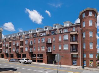 360-210 S Elm St, Greensboro, NC 27401