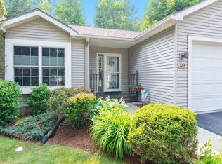 124 Honeysuckle Ln, Williston, VT 05495