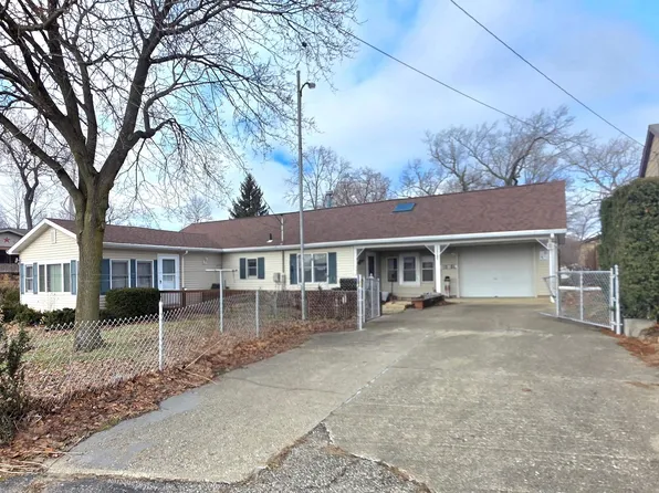 11018 Pottawotomie Trl, Walkerton, IN 46574