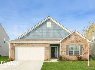 6612 Laurelwood Dr, Pendleton, IN 46064