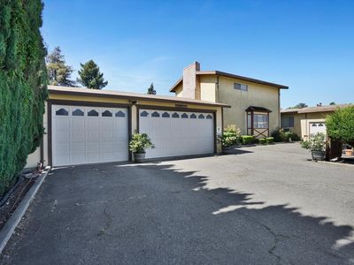 664 Berry Ave, Hayward, CA, 94544