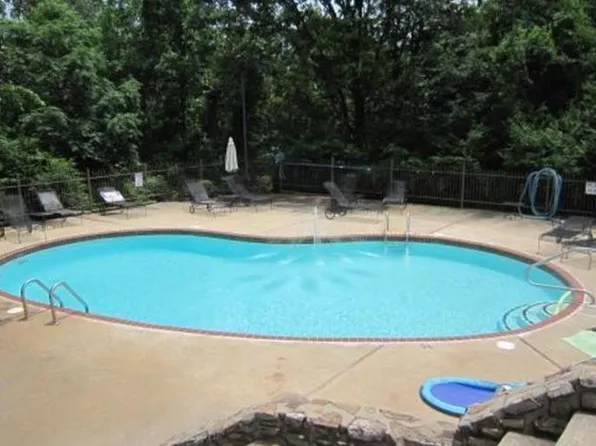 301 Kings Row Dr APT 606, Little Rock, AR 72207