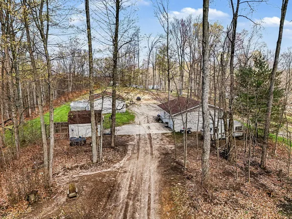 6547 S Outer Loop Dr, Custer, MI 49405
