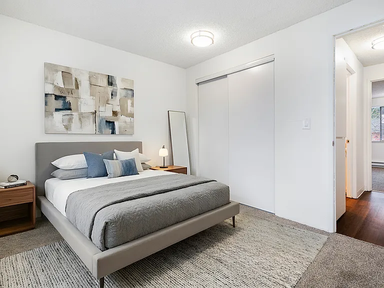 Crystal Springs Apartments — Photo 76