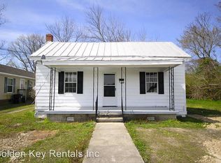 406 S Chestnut St, Mount Olive, NC 28365