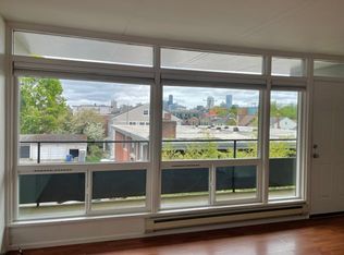 Glass Flats, Seattle, WA 98102
