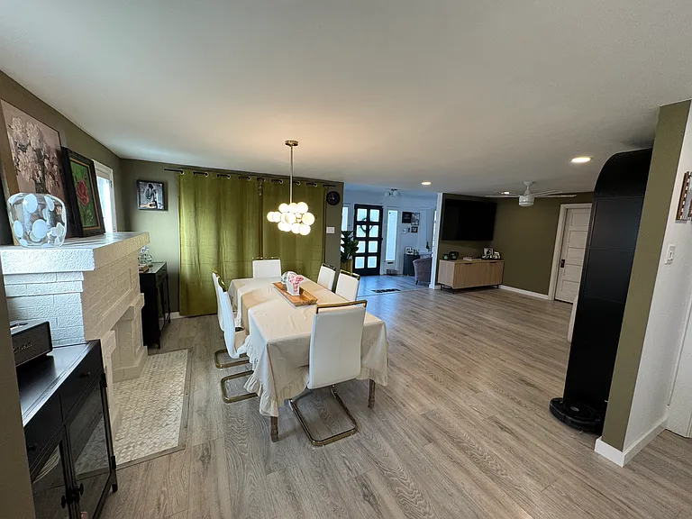 465 S Olive St — Photo 24