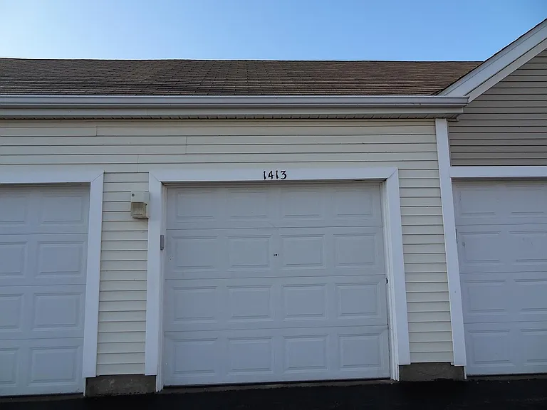1431 Silverstone Dr — Photo 15
