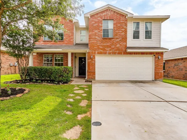 9232 Centennial Dr, Fort Worth, TX 76244