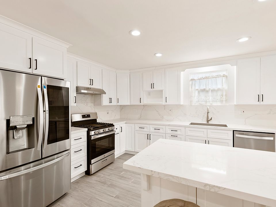 1st image of 11816 Tennessee Pl