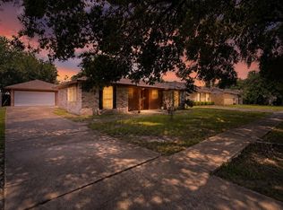 6902 Feather Creek Dr, Houston, TX 77086