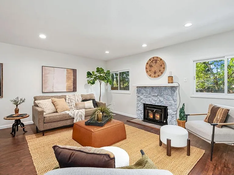 5434 Fossil Ct N — Photo 8