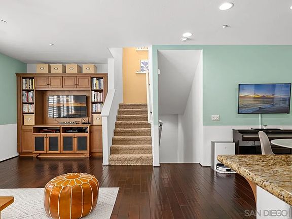 4th image of 17059 Calle Trevino Unit 1