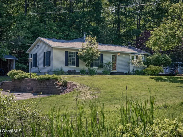 330 Palmer Road, East Greenbush, NY 12061