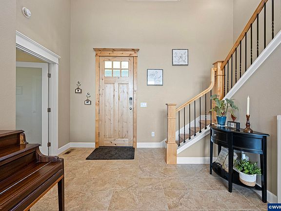 3rd image of 29246 McMullen Ln