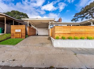 226 Park St, Pacific Grove, CA 93950