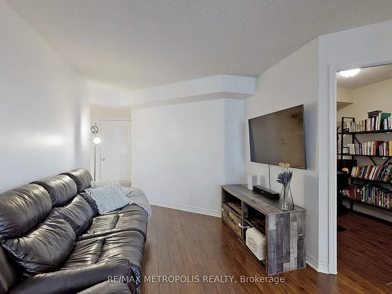 3 Rean Dr #1312 — Photo 5
