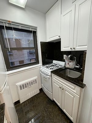 2nd image of 311 E 50th St APT 3C