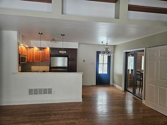 2nd image of 116 Cheyney Dr