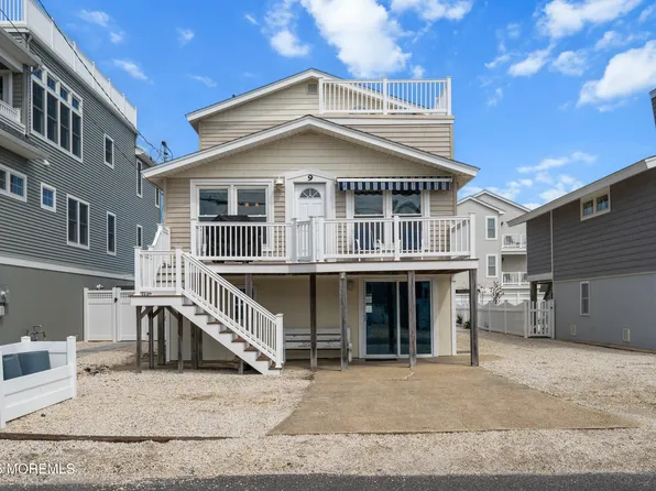 9 W Mckinley Avenue, Long Beach Twp, NJ 08008