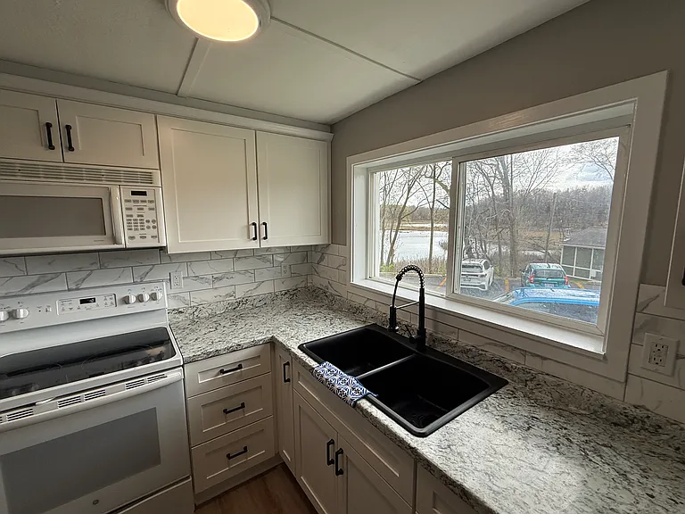 1310 E Highland Rd #S — Photo 4