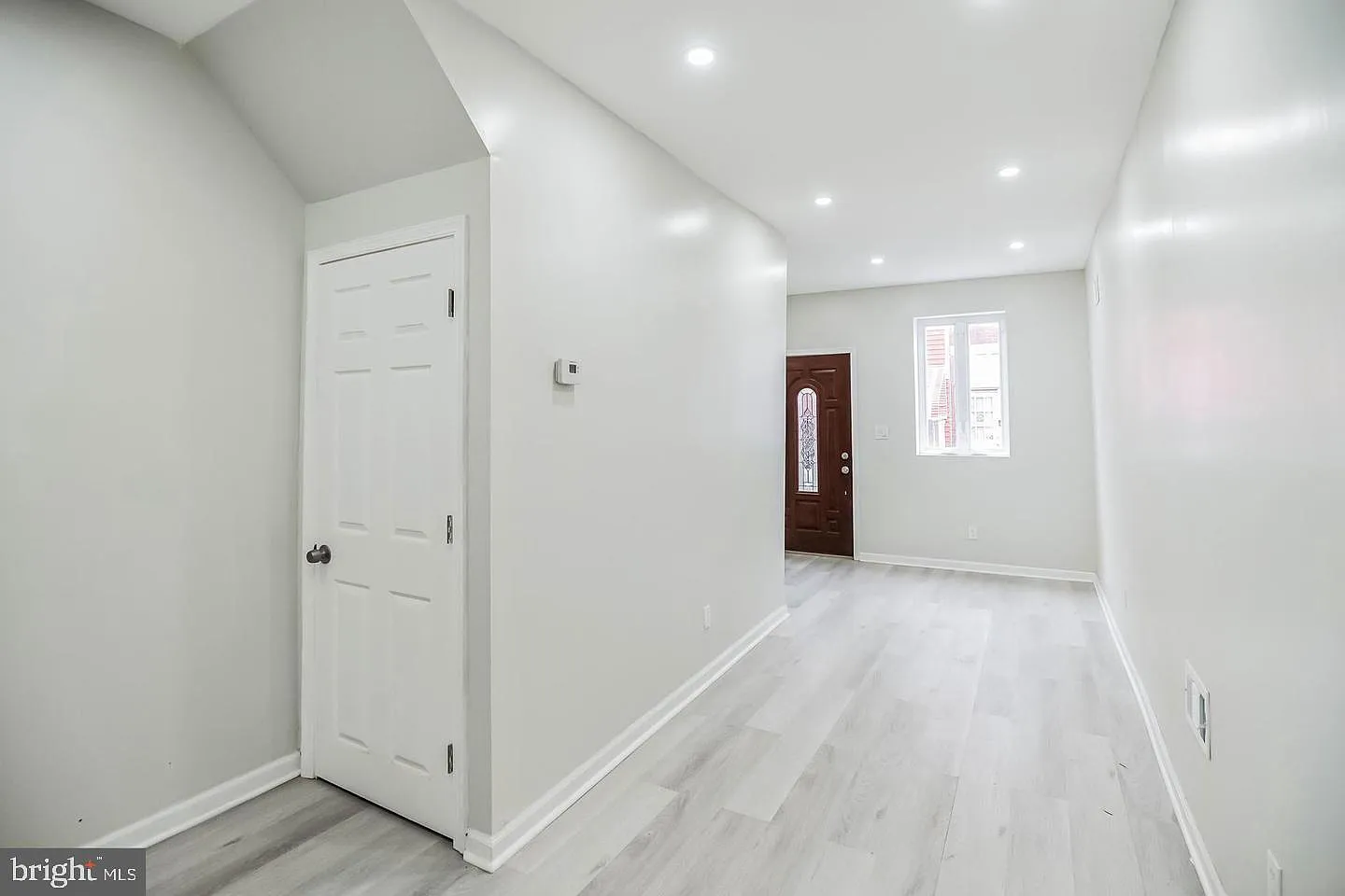2 bed, 1.0 bath, 980 sqft, $1,400 — Photo 3