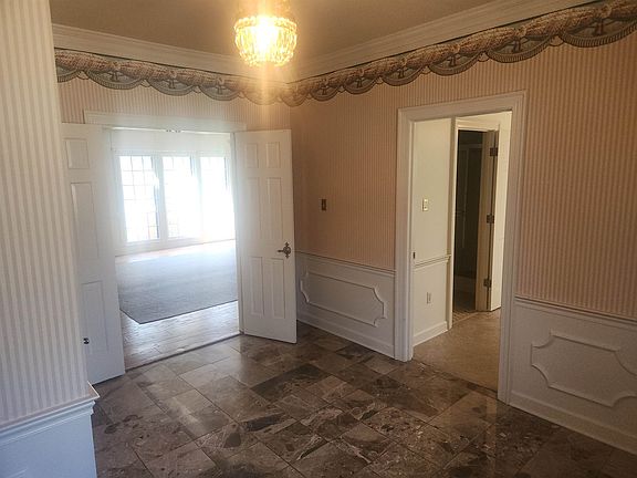 4th image of 2495 Yester Oaks Dr