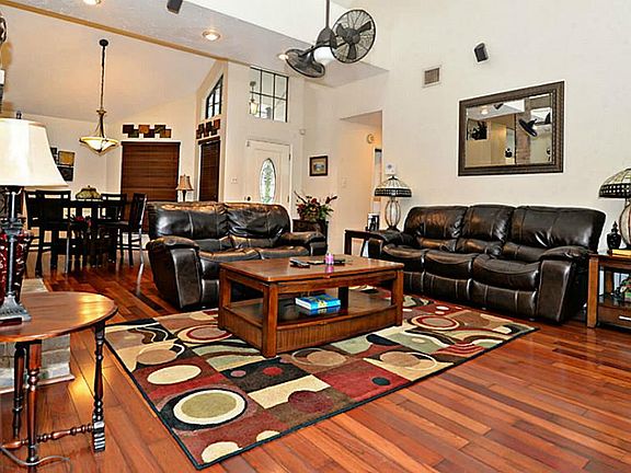 3rd image of 2622 Austins Pl