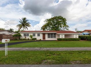 4910 SW 103rd Pl, Miami, FL 33165